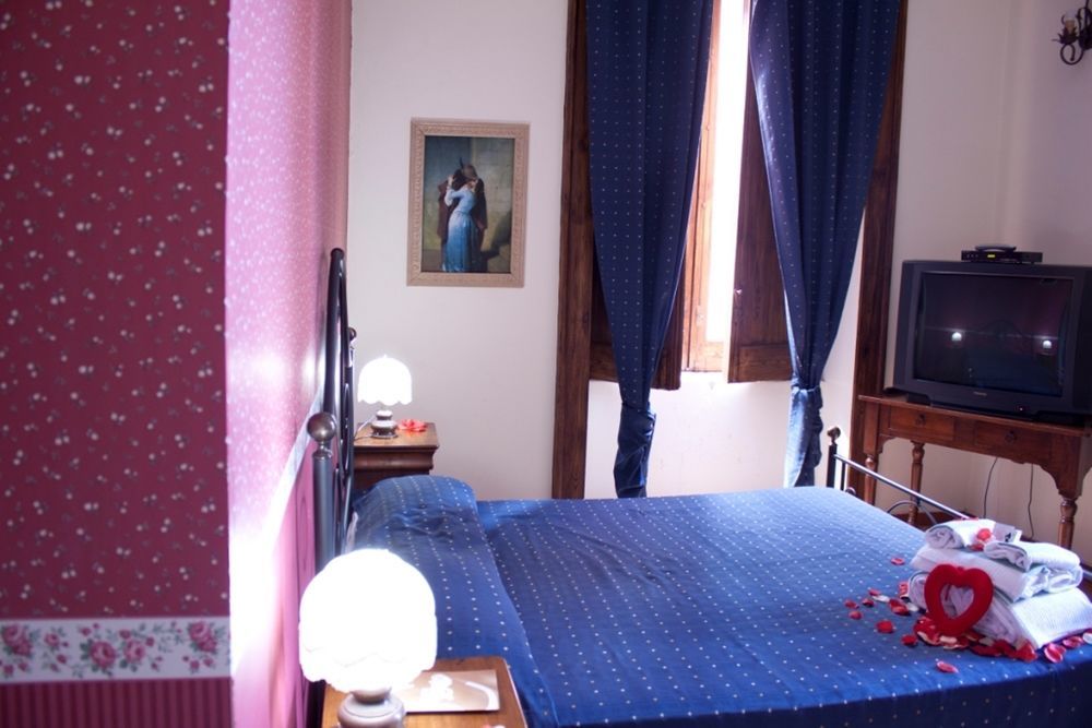 โฮเทล ริสโตรันเต โนเวเชนโต Hotel กาแซร์ตา ภายนอก รูปภาพ